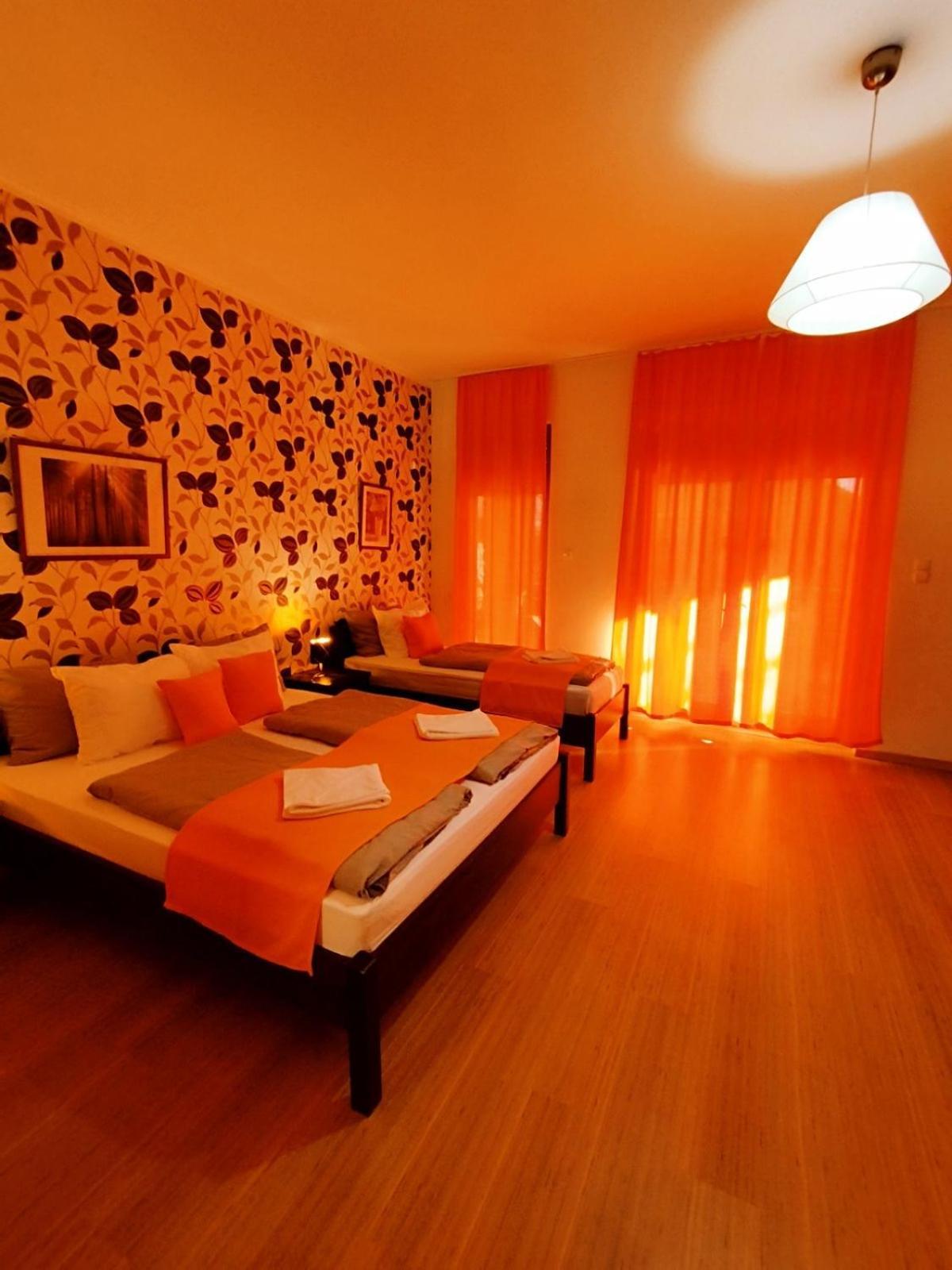 Apartman Vitorlas Vendeghaz Balatonfured Ngoại thất bức ảnh